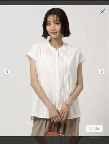 피코 핀턱 프렌치 슬리브 블라우스 화이트 새상품급