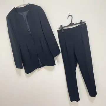 라난 라운드 헴 자켓 셋업