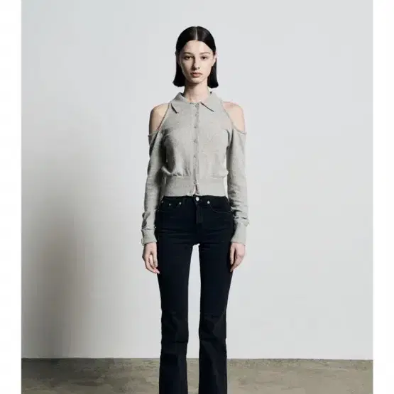トップス Bohemian seoul BUTTON V-NECK SLIT KNIT W) 보헤미안 서울 버튼 브이넥 슬릿 니트 블랙 | Bohemian Seoul