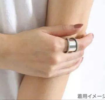 soierie/소와리/Twist Short ring