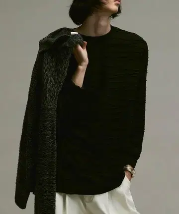 soerte Loose jacquard long sleeve Tee 2