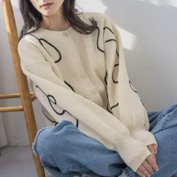 LOWRYSFARM 자수 2WAY 가디건 아이보리
