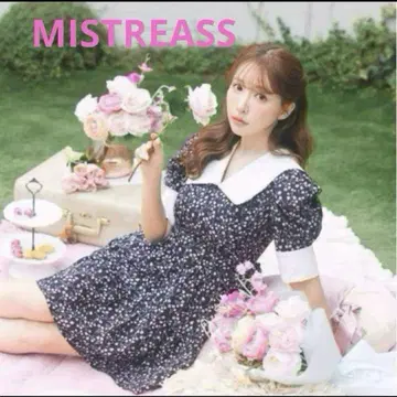 미스트레아스 Floral Power Shoulder Mini Dress