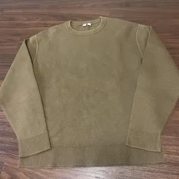 UNIQLO U 카키 크루넥 니트 L 사이즈