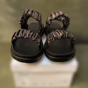 렙심 새틴 개더 샌들