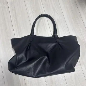 블랙 가죽 토트백