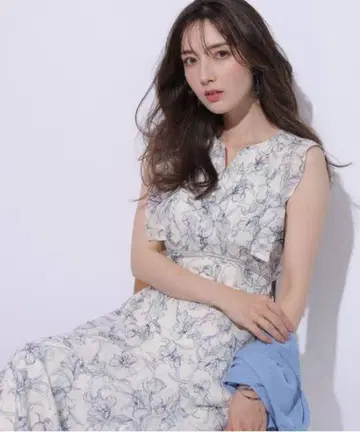 Apuweiser-riche 라인 플라워 파이핑 원피스 M 블루