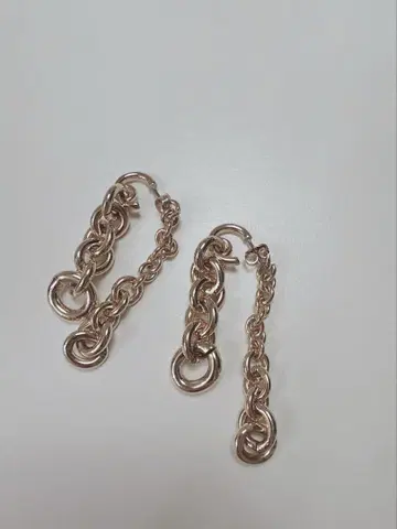 [새상품급] ZARA 체인 귀걸이