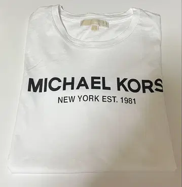 MICHAEL KORS 화이트 T셔츠 L사이즈