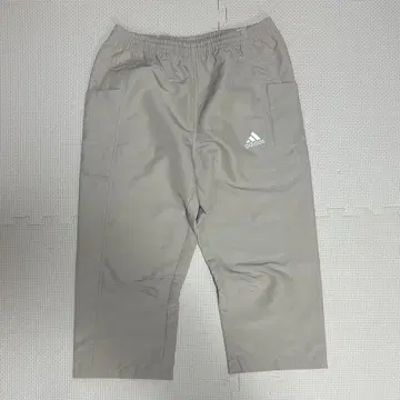 adidas 베이지 160cm