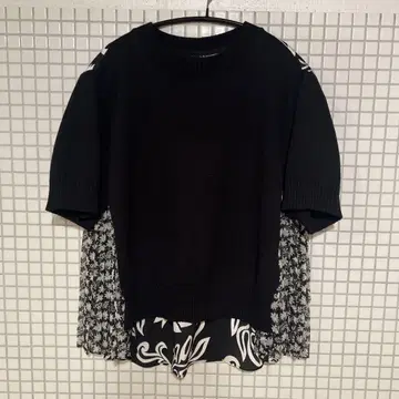 sacai 2024 백 플리츠 니트 사이즈 2