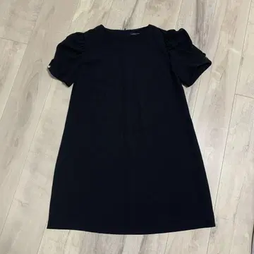 ZARA 볼륨 퍼프 슬리브 펄 장식 원피스 L 블랙