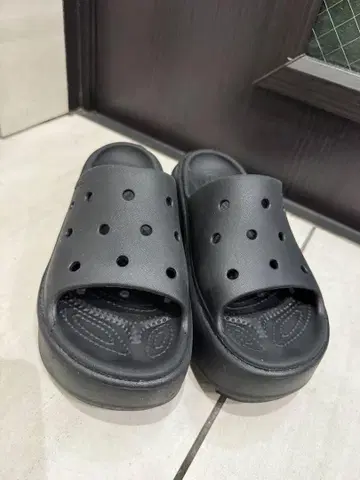 crocs 샌들 23cm