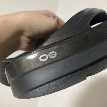 OOFOS