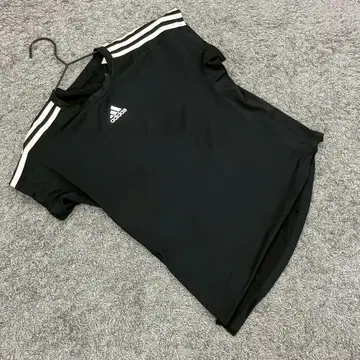 adidas 아디다스 로고 T셔츠 블랙 삼선 돌려입기 좋음 (M)