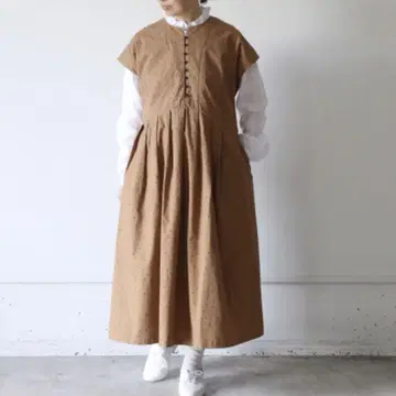 2023 마가리 코튼 린넨 스노우 원피스 턱 싸개 버튼