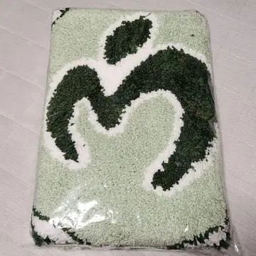 Mrs. GREEN APPLE 팝업 러그매트