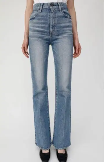 새상품급 moussy MVS FLARE 23인치