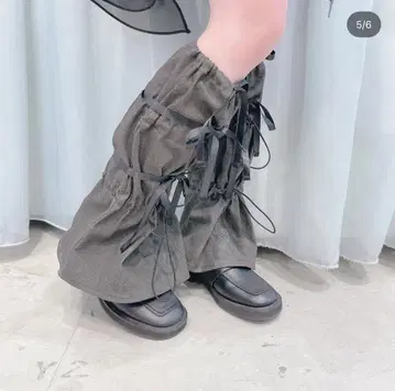 lilLilly 리본 플레어 레그 워머 데님