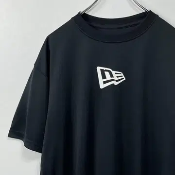 NEW ERA 로고 드라이 티셔츠