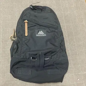 [새상품급 중고] 그레고리 데이팩 BLACK 26L