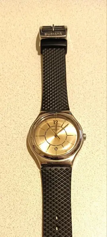Swatch 러버 시계