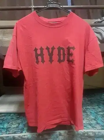HYDE 레드 T셔츠 L 사이즈