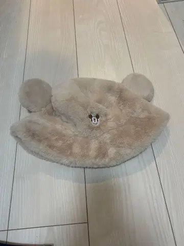미키 곰 귀도리 모자 베이지