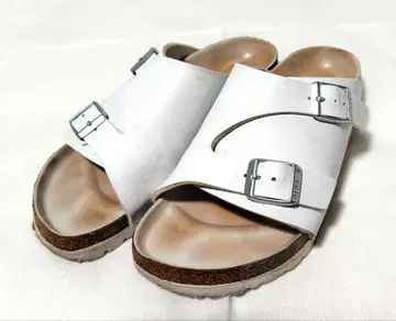 BIRKENSTOCK 취리히 화이트 샌들 35