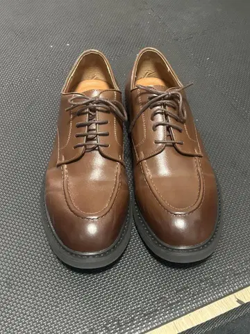 London Shoe Make 천연 가죽 U팁 신발 (박스 포함)