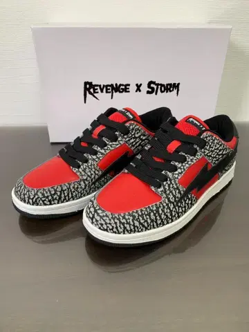 [REVENGE STORM] 로우컷 스니커즈 6 블랙 레드
