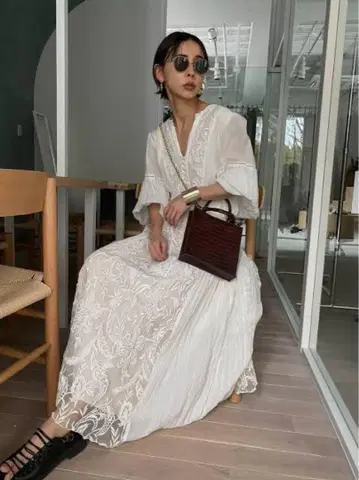 MEDI EMBROIDERY TULLE LACE DRESS 화이트 S