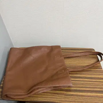 투모로우랜드 토트백