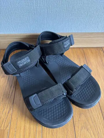 ORTR 샌들 23.5cm