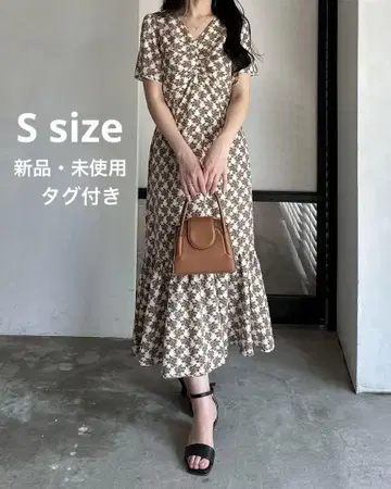 nairo 꽃무늬 블룸 리조트 반팔 롱 원피스 아이보리 S 사이즈