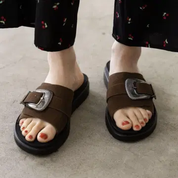 새상품급 니코 앤드 오리지널 웨스턴 버클 샌들 브라운 현행