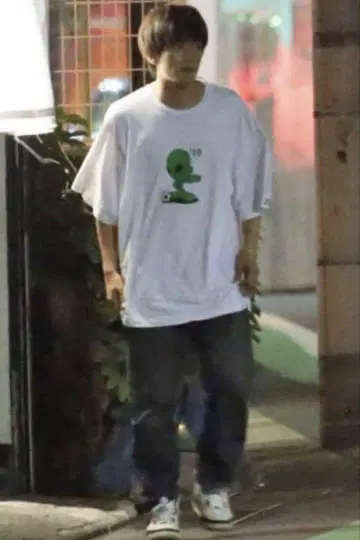 Gosha Rubchinskiy 18ss 에이리언 T셔츠 XS
