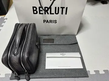 새상품 벨루티 BERLUTI 포뮬러 라이트 알루미늄