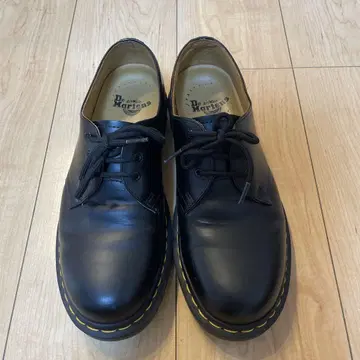 Dr.Martens 닥터마틴 3홀 UK7 26cm