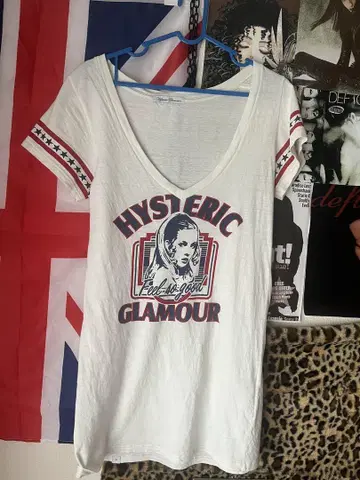 HYSTERIC GLAMOUR V넥 티셔츠
