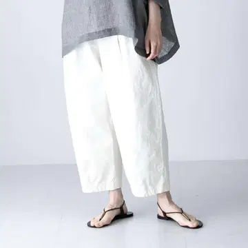 택 포함 새상품 카구레 코튼 크롭 팬츠 어반 리서치 도어스