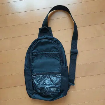 ZUCCa 숄더백