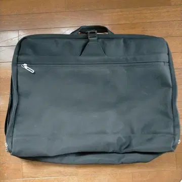 SAZABY 블랙 가먼트 백