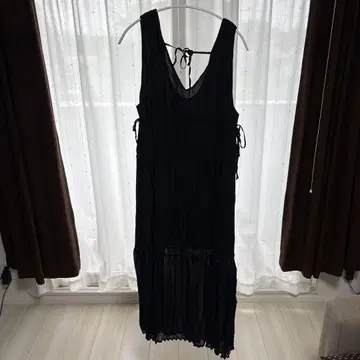 로리즈팜 크링클 리본 원피스 블랙