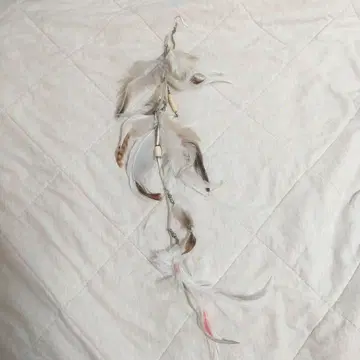보헤미안 깃털 비즈 한쪽 귀걸이 화이트칼라 a0368