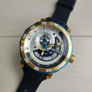 새상품급 INVICTA 오토매틱 손목시계 모델 No.27128