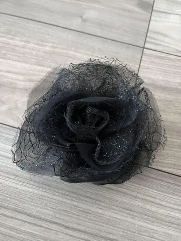 블랙 코사지
