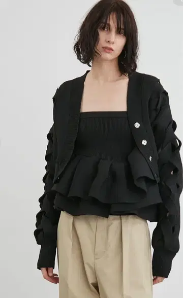 styling/ 크롭 케이블 니트