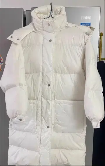 화이트 롱 다운 자켓