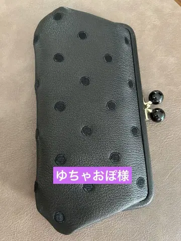 새상품급 페루케 아크릴 볼 장지갑